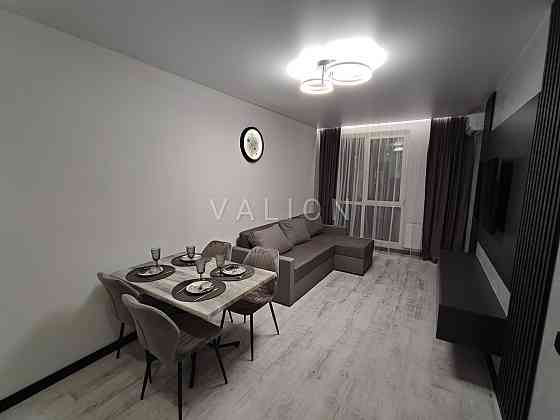 Продам 1к квартиру з дизайнерським ремонтом Голосіївський Нова Англія Київ