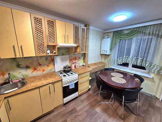 2 Кімнатна.Провулок.Кріпосний.(Шкільний)Автономка газ! Кропивницкий