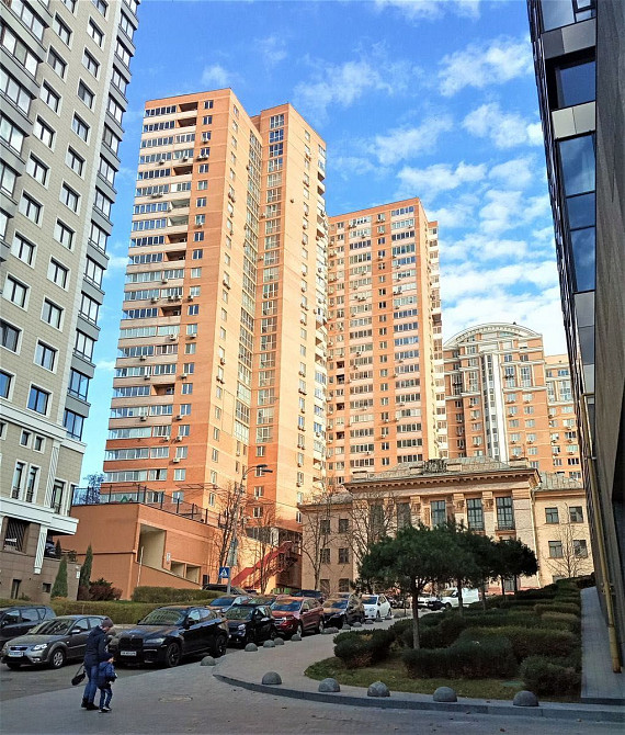 Здам 3к.кв 126м2 Печерськ,м.Олімпійська(Дiлова 2Б) Київ - зображення 1