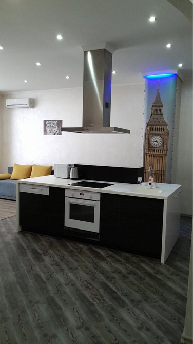 Сдам 3к Центр,Новострой,ЖК Адмирал,Скважина,Паркинг. Николаев - изображение 1