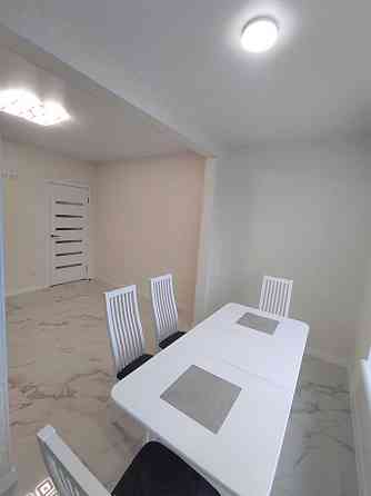 Однокімнатна з ремонтом Південно - Захід Хмельницкий