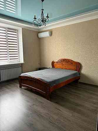 Аренда шикарной квартиры центр Яворницкого Карла Маркса Парк глобы 125 Дніпро