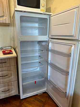 Метро, 5 мин. Ул. Бажана, 32  Метро 5 мин. Киев