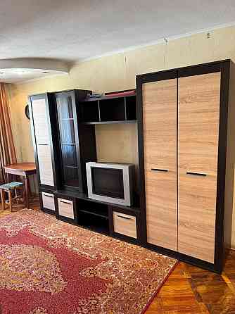 Метро, 5 мин. Ул. Бажана, 32  Метро 5 мин. Киев