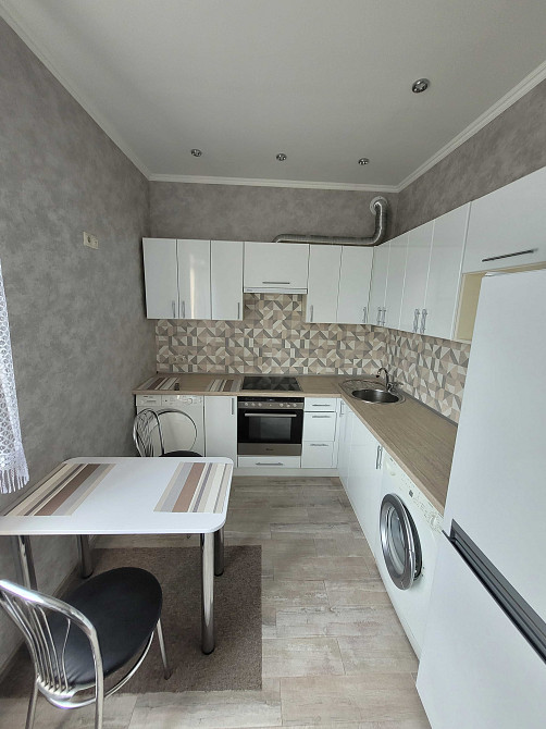 Аренда просторной квартиры с парко-местом. Клубный дом! (м.Теремки) Киев - изображение 8