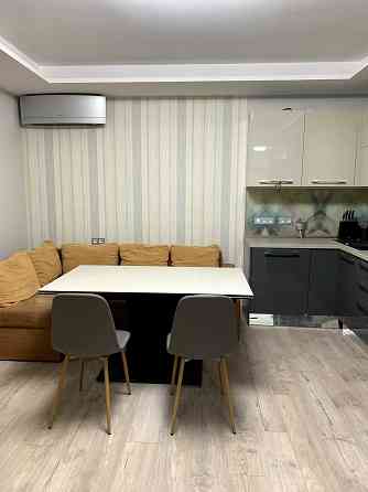 Оренда затишної квартири на вулиці Анни Ахматової, 22 Київ