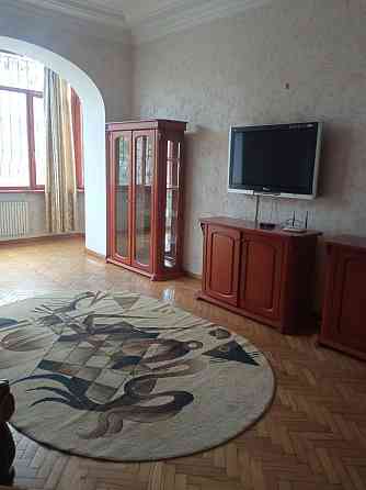 3 комн в центре у моря 2 этаж газ можно животное длительно Одесса