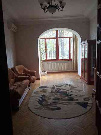 3 комн в центре у моря 2 этаж газ можно животное длительно Одесса