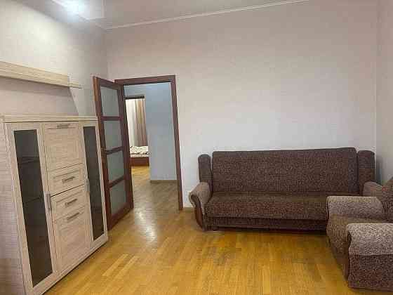 Здам в оренду 3 кімнатну ЖК Іскринський.Метро Захисників України Харьков