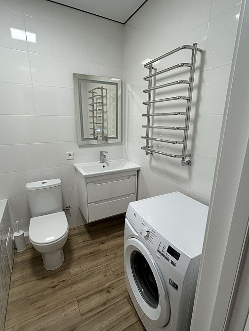 Оренда 1 кімнатної квартири. В новобудові. Рівне - зображення 4