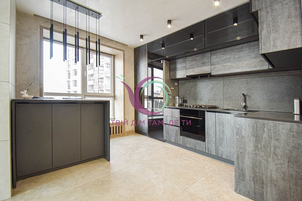 2-к. квартира з ремонтом, балконом та і/о за вул. Микулинецька, 5 в Тернопіль - зображення 3