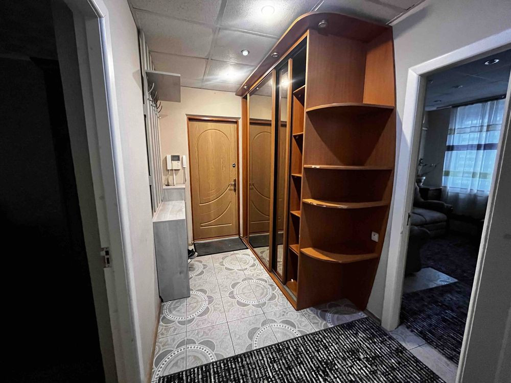 Трьох кімнатна квартира студія на Героїв УПА Кременчук - зображення 3