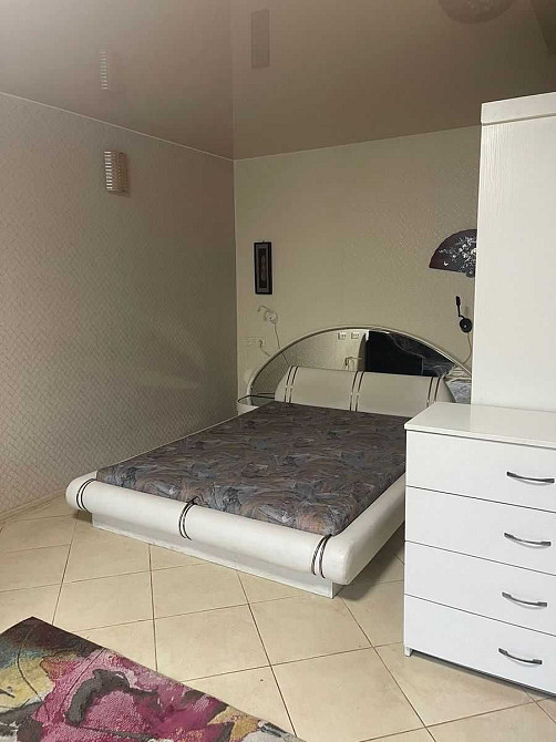 Здається 1-кімнатна квартира по вулиці Львівській 11 Київ - зображення 1