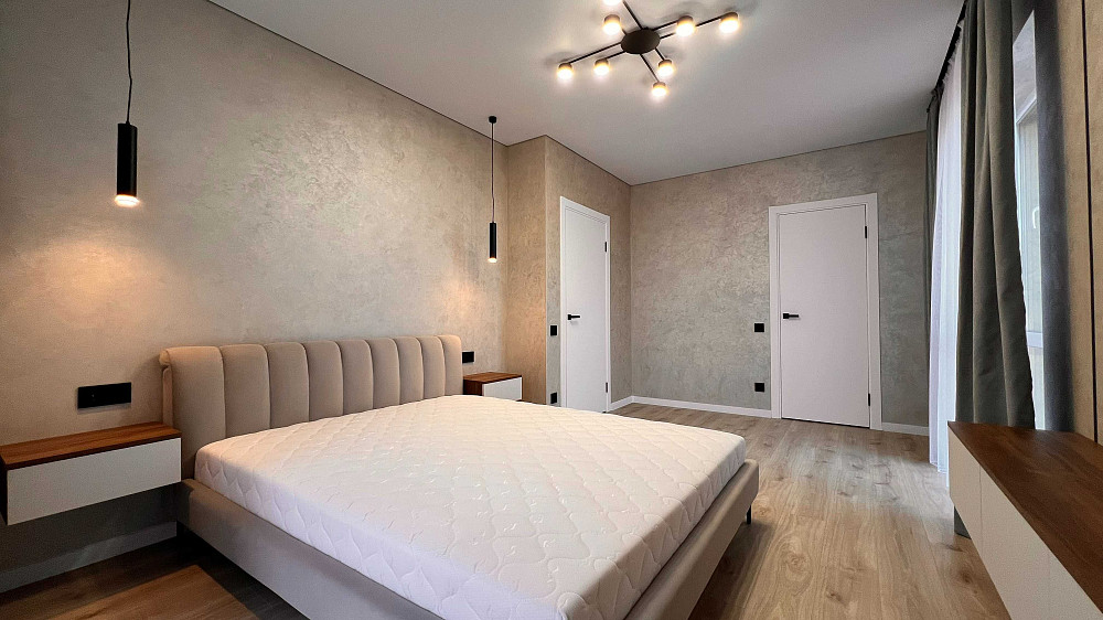 Продам класну укомплектовану двокімнатну квартиру!! Ровно - изображение 4