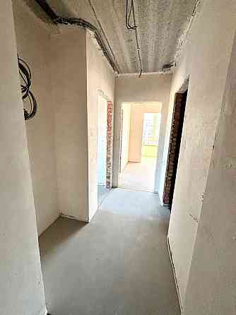 Квартира поряд зі школою, вже готова до ремонту! Буча Буча