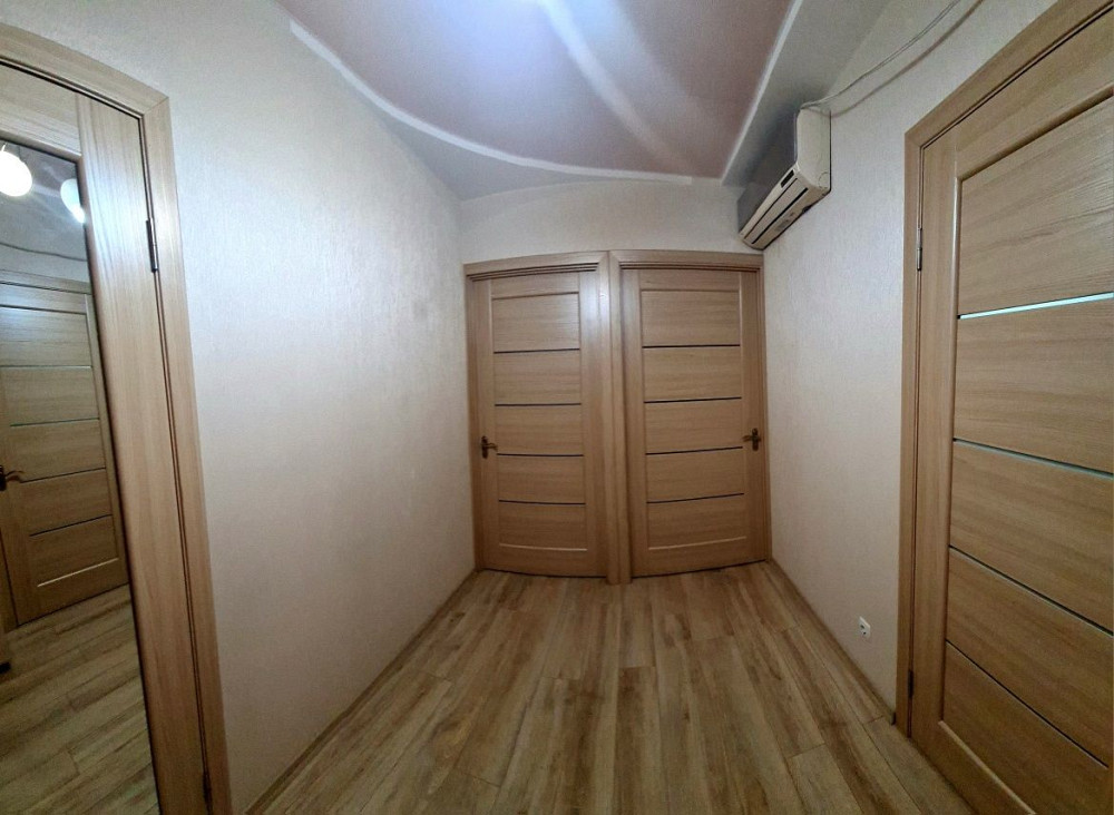 Квартира 2 кімнатна, двокімнатна, продаж, Обухів, Піщана, вулиця Миру. Обухов - изображение 1