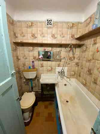 1-но кім. у історичній частині Подолу, шукає свого нового господаря. Київ