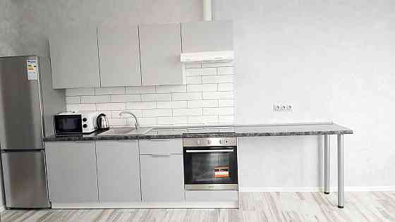 Шикарна кв. біля метро Дарниця, Новобудова, з дизайнерським ремонтом. Київ