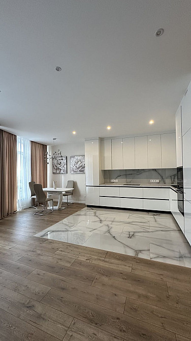 3-комнатная квартира в ЖК 4 Сезона/ Проспект Гагарина Одесса - изображение 2