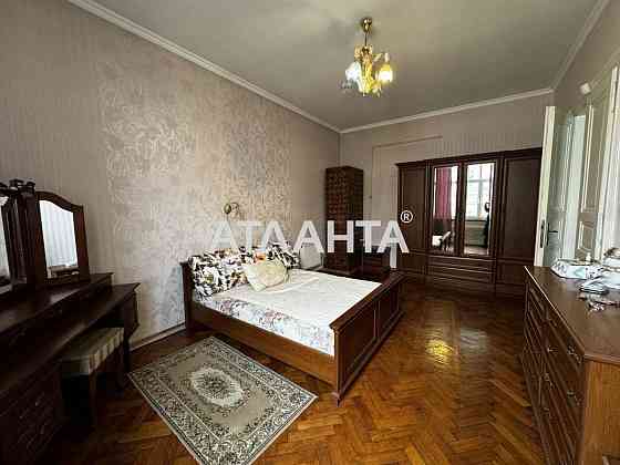 Продаж 4-х кім.квартири по вул. Івана Франка Львов