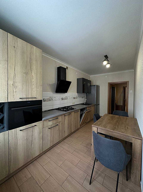 Оренда 2кім.кв. новобуд вул.Лисика Винники - изображение 1