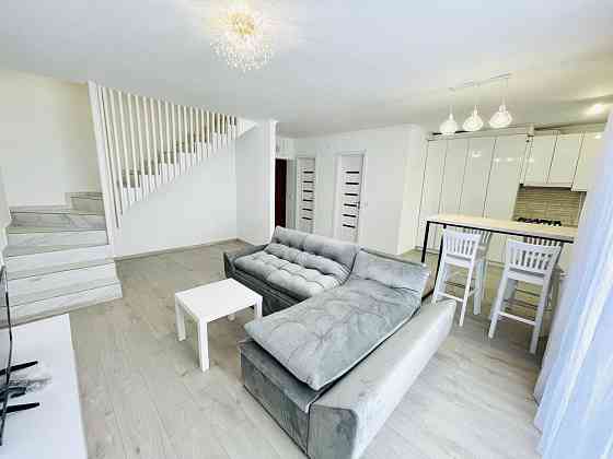 Здать пентхаус на проспекті , з паркомісцем та кладовкою Черновцы