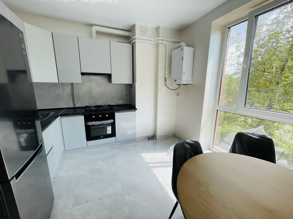 Здається 2-х кімнатна квартира на Рівенській Чернівці - зображення 1