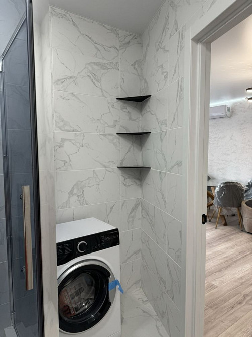 Продам 3-х кімнатну квартиру в центрі , з євроремонтом Коростень - зображення 3