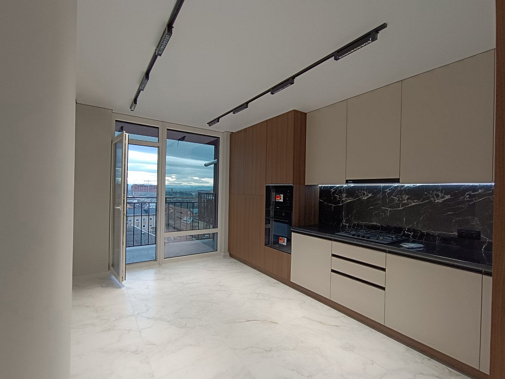 Топ ціна великої однокімнатної в центрі Івано-Франківськ - зображення 1