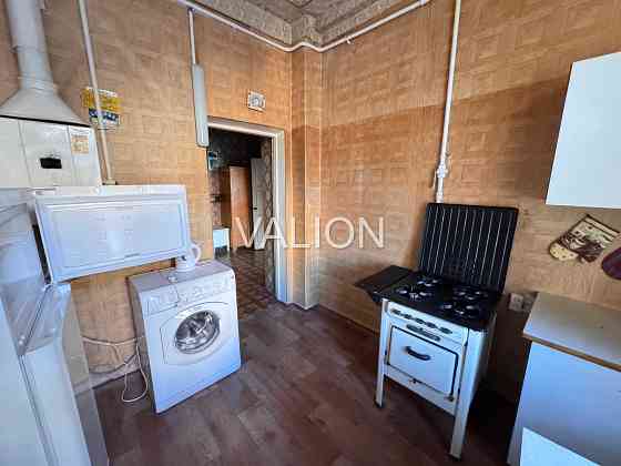 Продаж 2к квартири в сталінці, Роздільна 1/69, Вокзал, Солом'янський р Киев