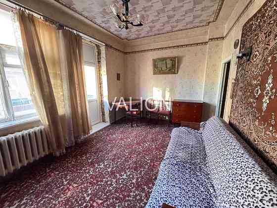 Продаж 2к квартири в сталінці, Роздільна 1/69, Вокзал, Солом'янський р Киев