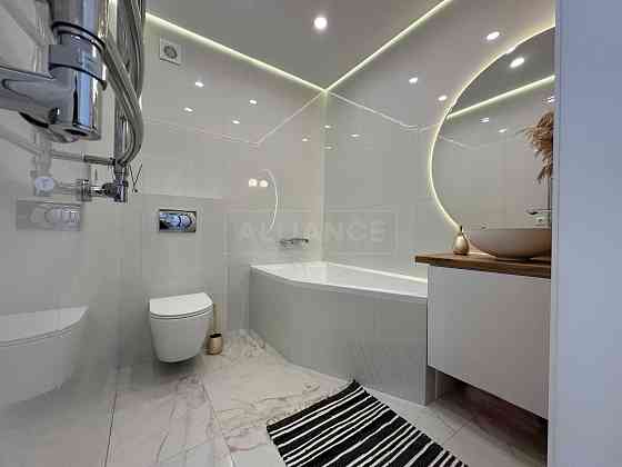 Шикарна квартира з ремонтом поблизу озера Івано-Франківськ