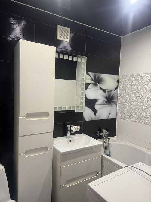 Продам свою 2 х комнатную квартиру Новомосковськ - зображення 1