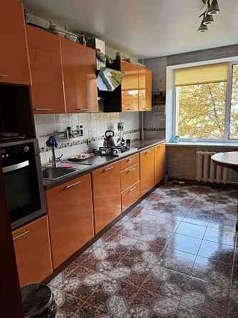 Продается 2-х комнатная квартира, р-н Черемушки,  ул. Космонавтов Одесса