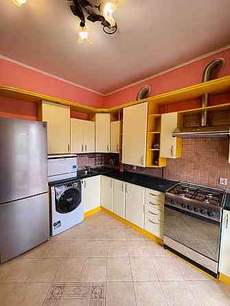 Продаж 3 кімнатної квартири (водоканал) вул. Олеся, поруч з парком Львів