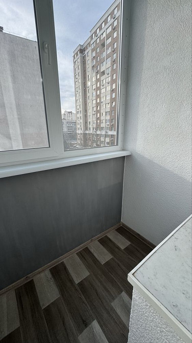 Терміново 1к.квартира 75% ремонту, новий ЖК р-н Терміналу Бровари - зображення 6