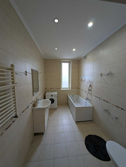 Оренда  2 кімнатної квартири в центрі ( Архипенка ) Львів - зображення 3