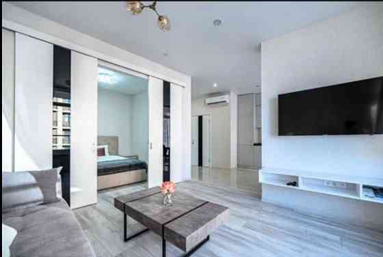 Светлая квартира в 36 жемчужине Одесса