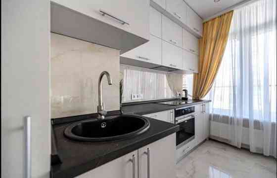 Светлая квартира в 36 жемчужине Одесса