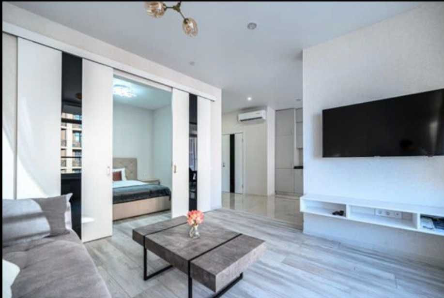 Светлая квартира в 36 жемчужине Одеса - зображення 4