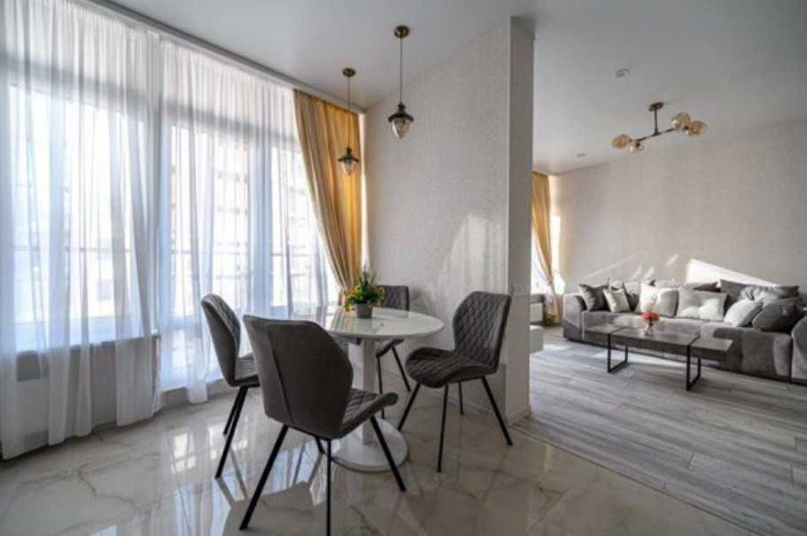 Светлая квартира в 36 жемчужине Одеса - зображення 1