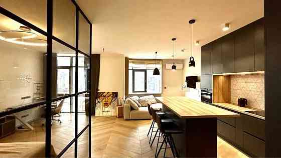 Стильна квартира в ЖК Рівер Стоун, вул. Трускавецька 10Г, River Stone Київ