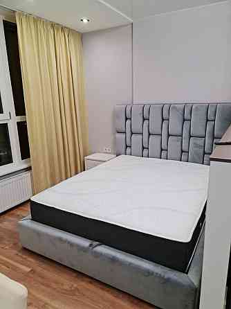 Оренда квартири м.Дорогожичі вулиця Петропавлівська 40 Київ