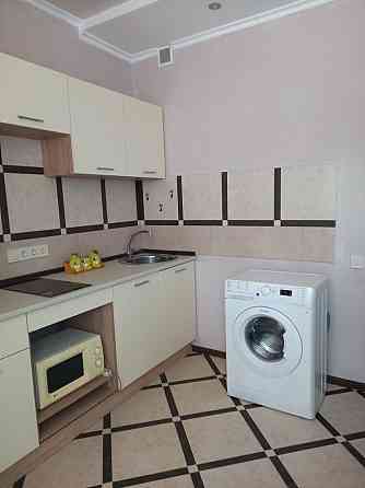 Сдам квартиру в жк Лебидиный минута ходьбы от м.Харьковская Київ