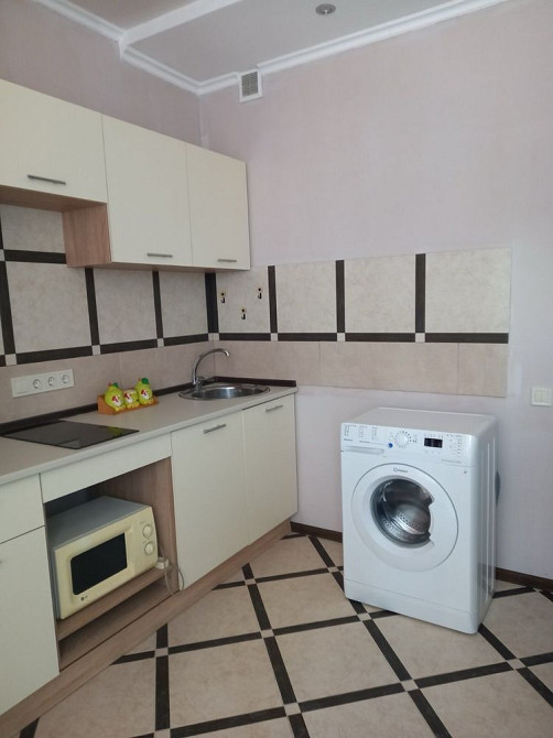 Сдам квартиру в жк Лебидиный минута ходьбы от м.Харьковская Київ - зображення 2