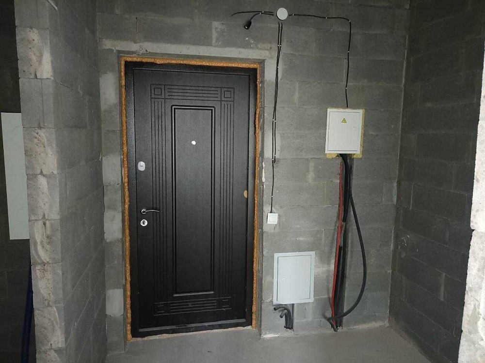 ПРОДАЖ. 1-кімнатна квартира в ЖК Варшавський 1, вид у двір, 43,8 м² Киев - изображение 2