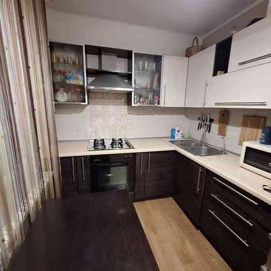 Продам 3 кімнатну квартиру в комунаровскому районі. Запоріжжя