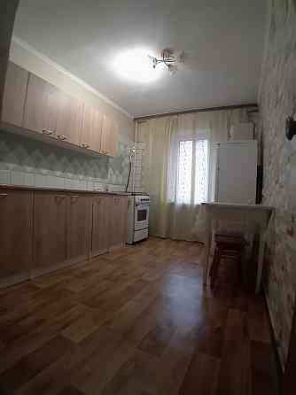 Затишна однокімнатна на Троєщині Київ