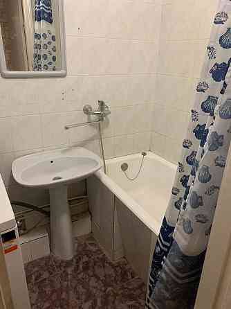 метро Вокзальная 5 мин! Сдам отличную 2 комн.квартиру ул.Стадионная 5 Київ