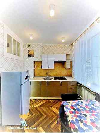 2 к  м. Звіринецька, б-р Міхновського 18 (Дружби Народів)  Печерськ. Киев